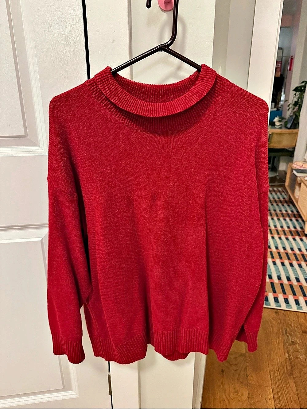 Banana Republic Red Crew Neck Sweater - Picture 3 of 4